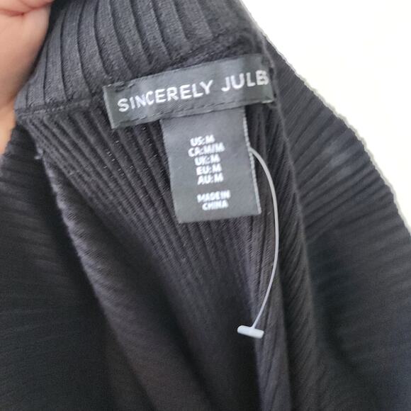 Sincerely Jules ribbed Midi Skirt in Black
slit knit stretchy boho M new Y2K - Picture 3 of 9